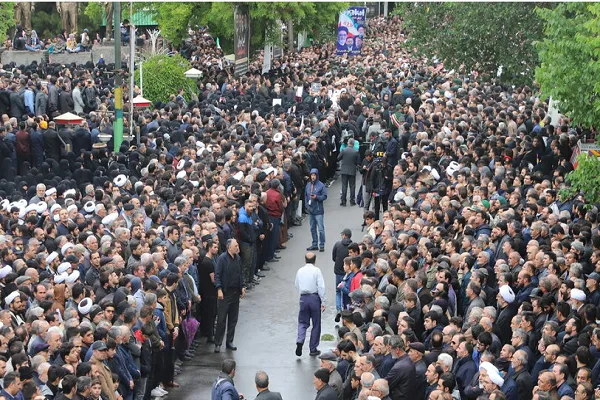 Début à Tabriz des cérémonies funèbres pour le martyr Raïssi