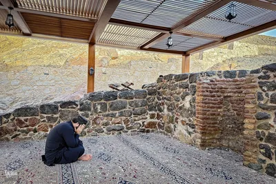مسجد الفسخ و شکاف کوه اُحد؛ دو یادگار از نبرد احد