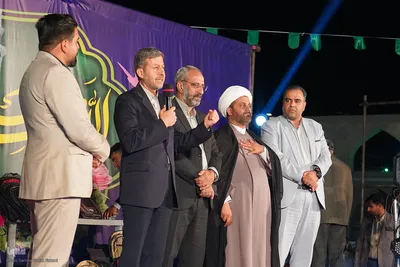 جشن میلاد پیامبر (ص) در میدان امام علی (ع) اصفهان