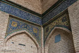 افراشته فیروزه‌ای؛ مسجد آقامحمود
