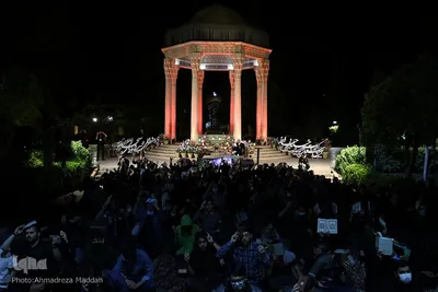قرار بندگی؛ احیای شب ۲۱ رمضان در جوار آرامگاه حافظ