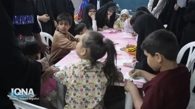 خدمت‌رسانی موکب بسیج دانشجویی ملایر به مردم