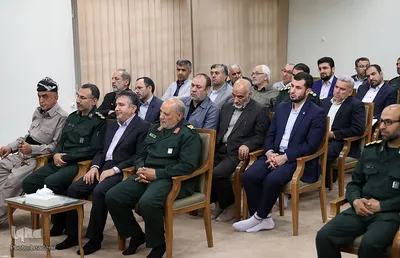 دیدار دست‌اندرکاران کنگره شهدای استان کردستان با رهبر انقلاب