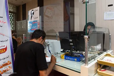 اهدای خون سوگواران اصفهانی در روز عاشورا