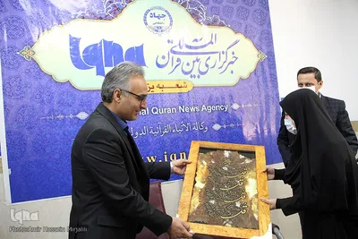 بازدید مدیرکل نهاد کتابخانه های عمومی استان از ایکنا یزد