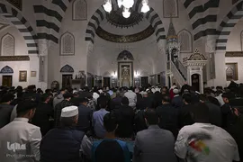 اقامه نماز جماعت مسلمانان جهان در رمضان