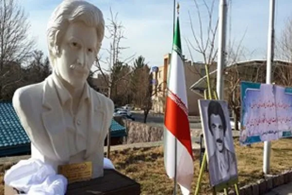 سردیس شهید نجات‌اللهی در دانشگاه کردستان رونمایی شد