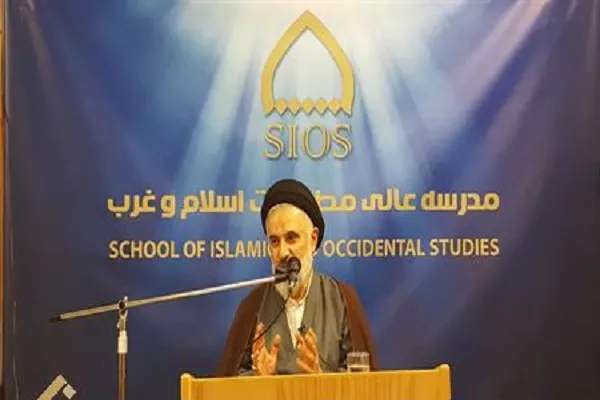 نسبت میان عقل، دین و شهود  در سنت معقول اسلامی بررسی شد