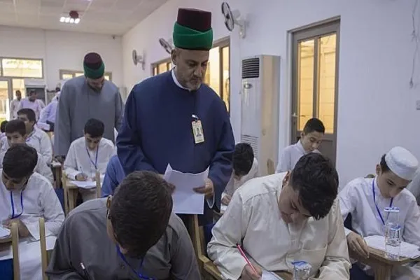 Nagtatapos ang mga Kurso sa Quran sa Karbala ng Iraq