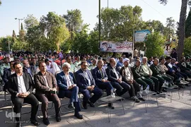 گلباران مزار شهدا در دارالرحمه شیراز