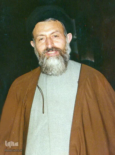 آیت الله سید محمد حسینی بهشتی از اعضای شورای انقلاب اسلامی
