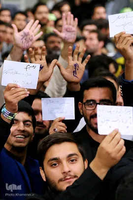دیدار دانش‌آموزان و دانشجویان با رهبر انقلاب