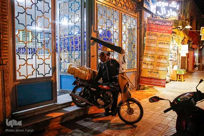 کرونا از شیراز می‌رود، مهربانی می‌ماند