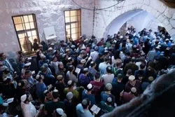 Yahudawa 1400 Sun Kutsa Kai Cikin Hubbaren Annabi Yusuf (AS)