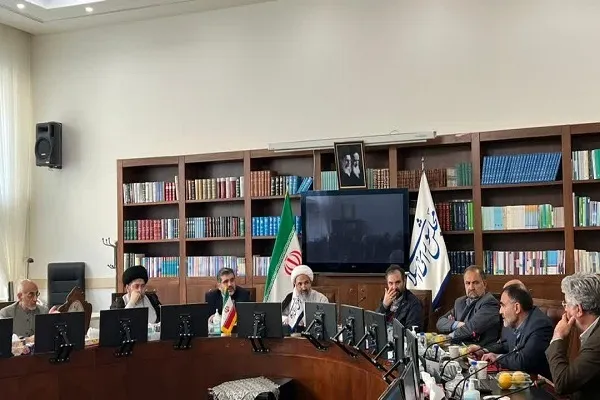 مطالبات قرآنی نمایندگان؛ از نقد سفرهای استانی تا پیشنهادات بودجه‌ای