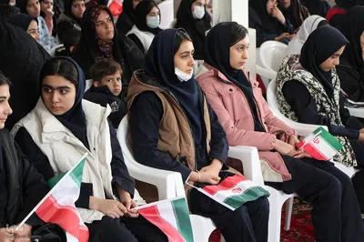 میز خدمت بمناسبت دهه فجر در ملایر