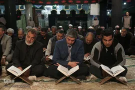 محفل انس با قرآن کاروان قرآنی انقلاب بر سر مزار سپهبد شهید قاسم سلیمانی
