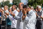نماز عید قربان در امام‌زاده طاهر کرج