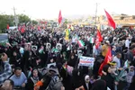 راهپیمایی مردم شیراز در حمایت از عملیات «وعده صادق ۲»