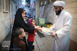سفره افطار کریم اهل‌بیت(ع)در کوچه پس کوچه‌های جنوب تهران