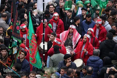 ⁨عزاداری سنتی اردبیلی‌ها در تاسوعای حسینی⁩