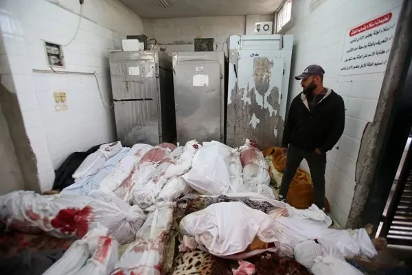 Israeli Attack in N Gaza Kills 32 Palestinians, Including Families Seeking Shelter