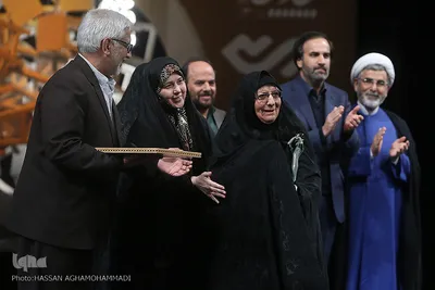  مراسم اختتامیه سی و پنجمین جشنواره بین المللی تئاتر فجر