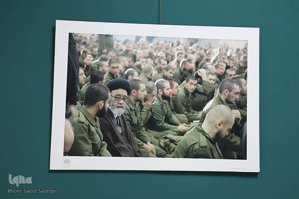 نمایشگاه عکس « مردم دار» در تبریز