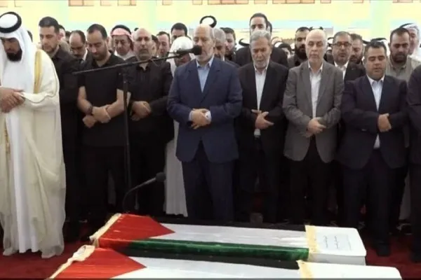 Dohada İsmail Haniyəyə cənazə namazı qılınıb