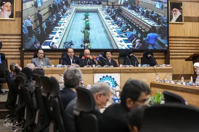 نشست «یک دهه سخن رهبر حکیم انقلاب اسلامی با جوانان آمریکا و اروپا»