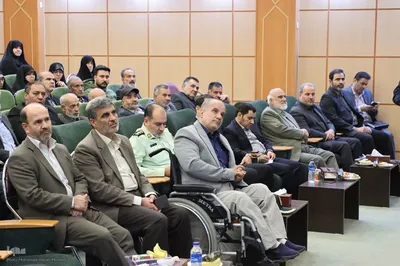 آئین رونمایی کتاب « از ارتفاعات سخت تا نخل‌های بی‌سر»‎