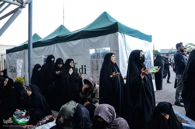 مراسم دعای عرفه در گلزارشهدای وادی رحمت تبریز