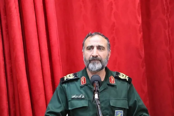 اساتید دانشگاه از شاخصه‌های شهید چمران الگو بگیرند