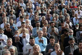 نماز عید سعید فطر در جوار حرم مطهر حضرت عبدالعظیم حسنی علیه‌السلام