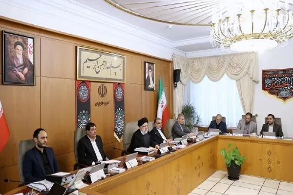 رهنمودهای رهبری، دستور کار الزامی برای اعضای دولت است