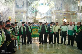 آیین غبارروبی حرم مطهر حضرت احمدبن موسی الکاظم علیهماالسلام، با حضور خانواده‌های مکرم شهدا