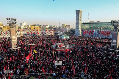 مراسم وداع با پیکر شهدای مدافع حرم در میدان امام حسین(ع)