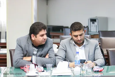 نشست خبری استاندار مرکزی با اصحاب رسانه