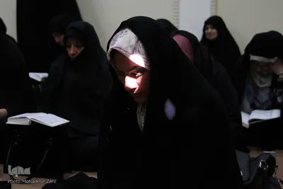 محفل انس با قرآن نورالثقلین در حاشیه شهر مشهد