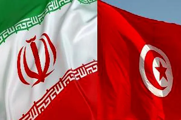ناشطة قرآنية تونسية تشيد بتجارب إیران في تنظيم المسابقات القرآنية