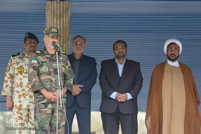 رزمایش دیدار با ۳۰۰ خانواده شهید شهر شیراز در یک روز