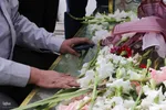 عطرافشانی و غبارروبی مزار شهدای وادی رحمت تبریز