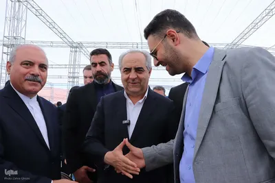 افتتاح نیروگاه خورشیدی ۴۰ مگاواتی در آذربایجان‌شرقی