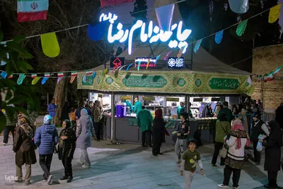 فیض خدمت در چایخانه امام رضا(ع) در شیراز