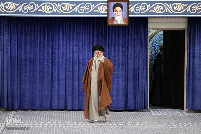حضور رهبر معظم انقلاب در پای صندوق رأی