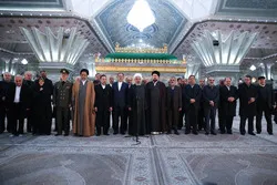 Rais Rouhani: Njia pekee ya kukabiliana na wavamizi ni mapambano na umoja