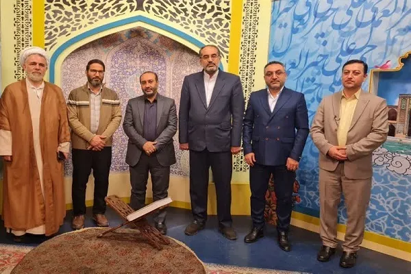 ضبط تلاوت‌های اذان‌گاهی از قاریان استان قزوین