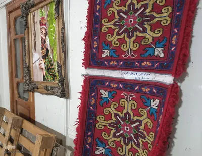 افتتاح نمایشگاه فرش مددجویان کمیته امداد در اهر