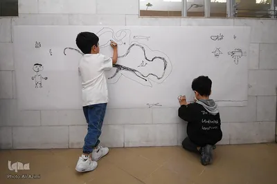 افتتاح نمایشگاه دومین فستیوال نقاشی «دنیای لنگه به لنگه» در اصفهان