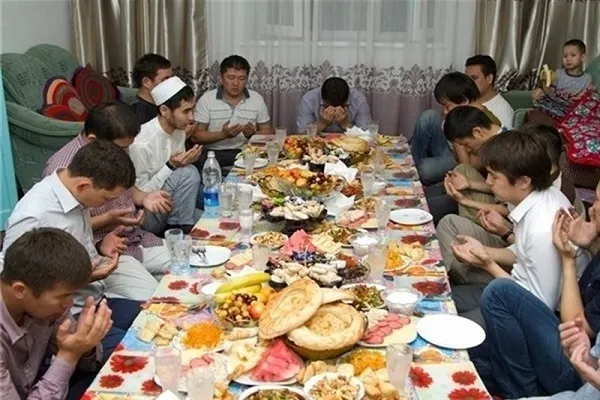 په افغانستان کې يلدا؛ د لمر او رڼا بېرته ګرځيدا